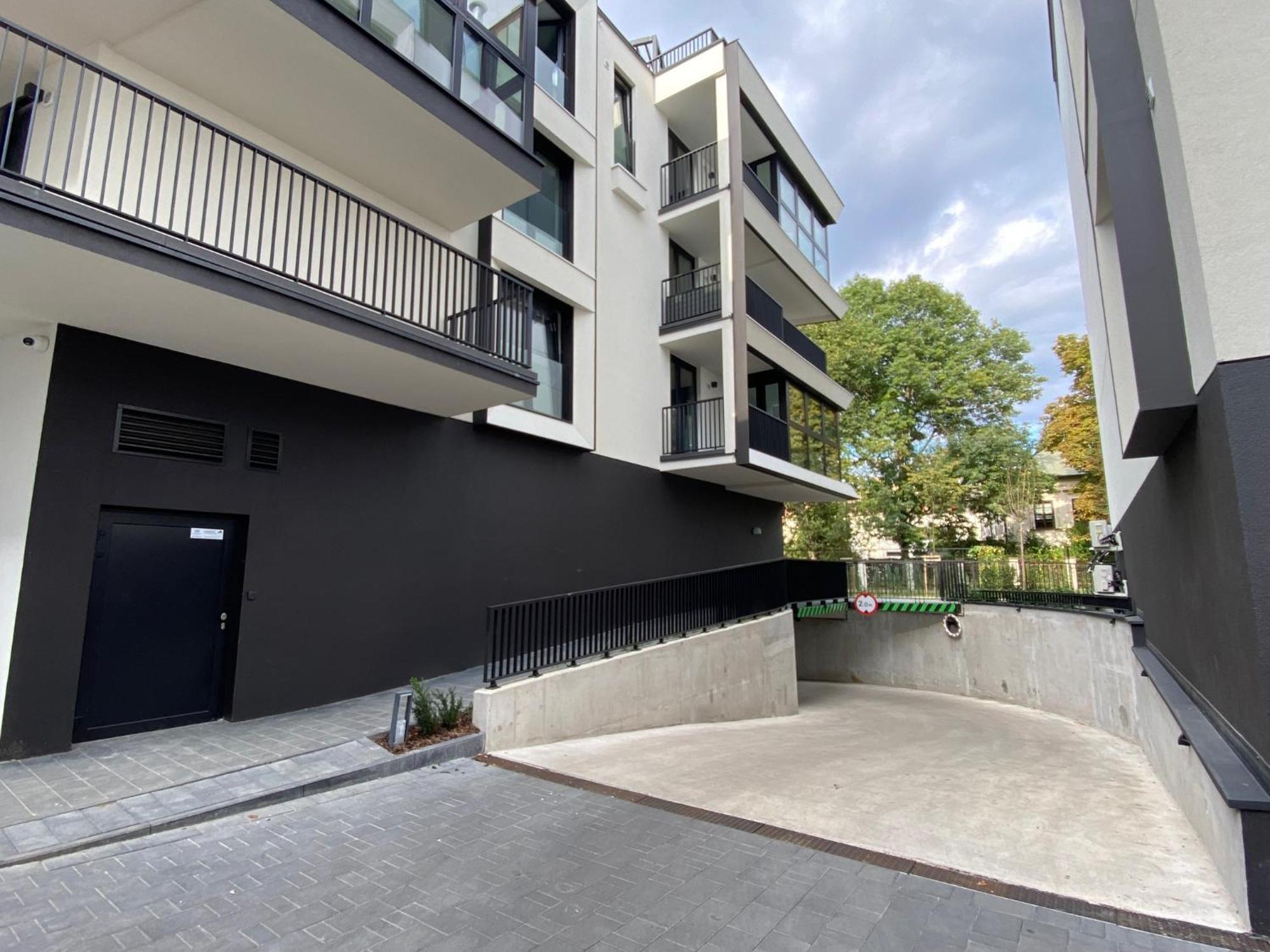 Vistula Avenue Apartment Free Parking, Swimming Pool, Sauna & Gym クラクフ エクステリア 写真